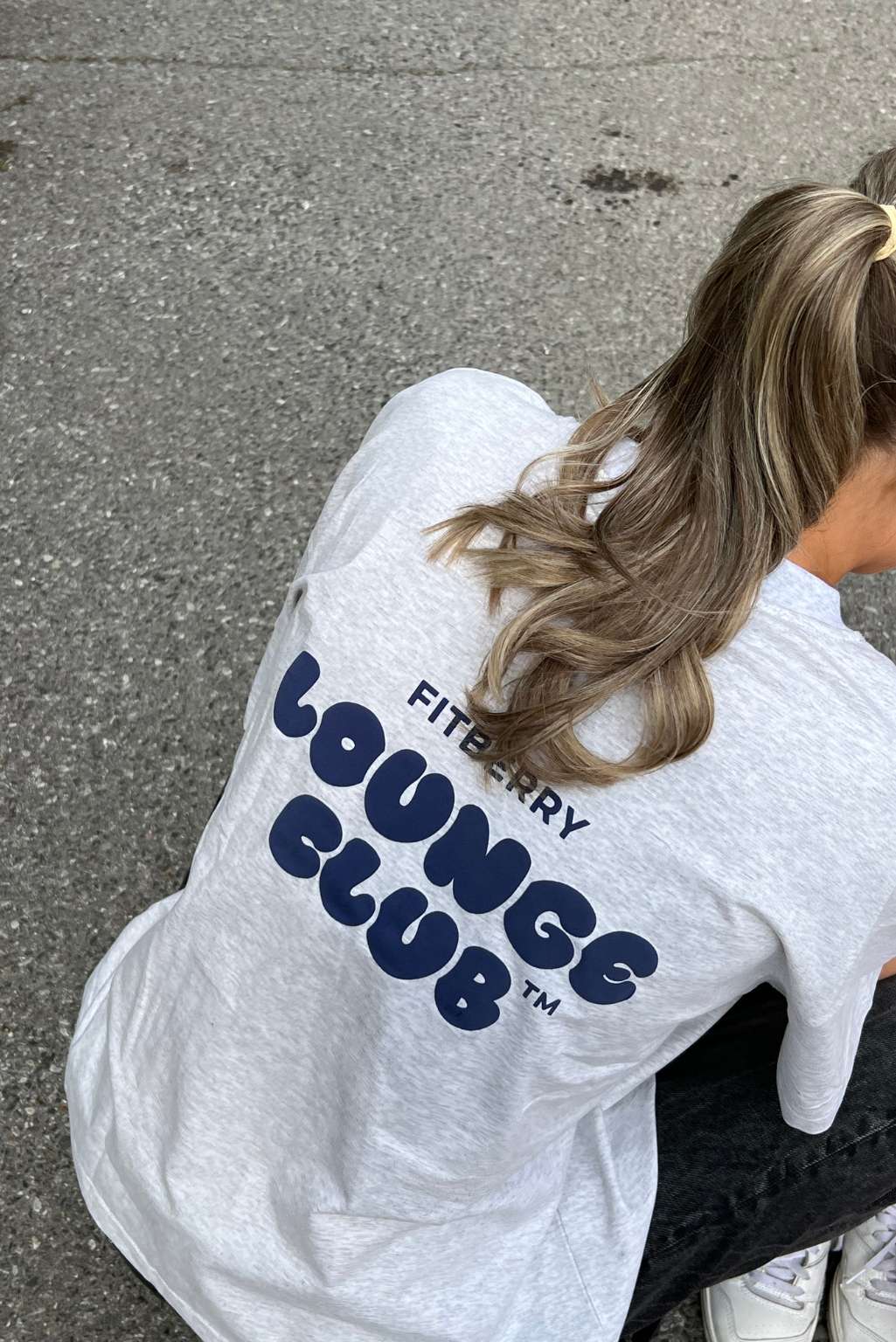 LOUNGE CLUB OVERSIZED TEE - Image 6