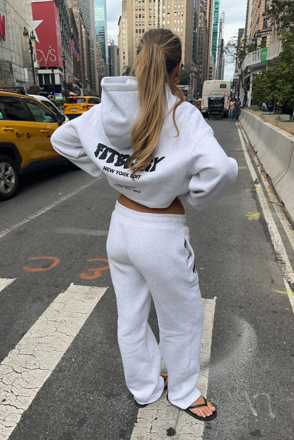 NEW YORK EDIT OVERSIZED HOODIE - Image 13