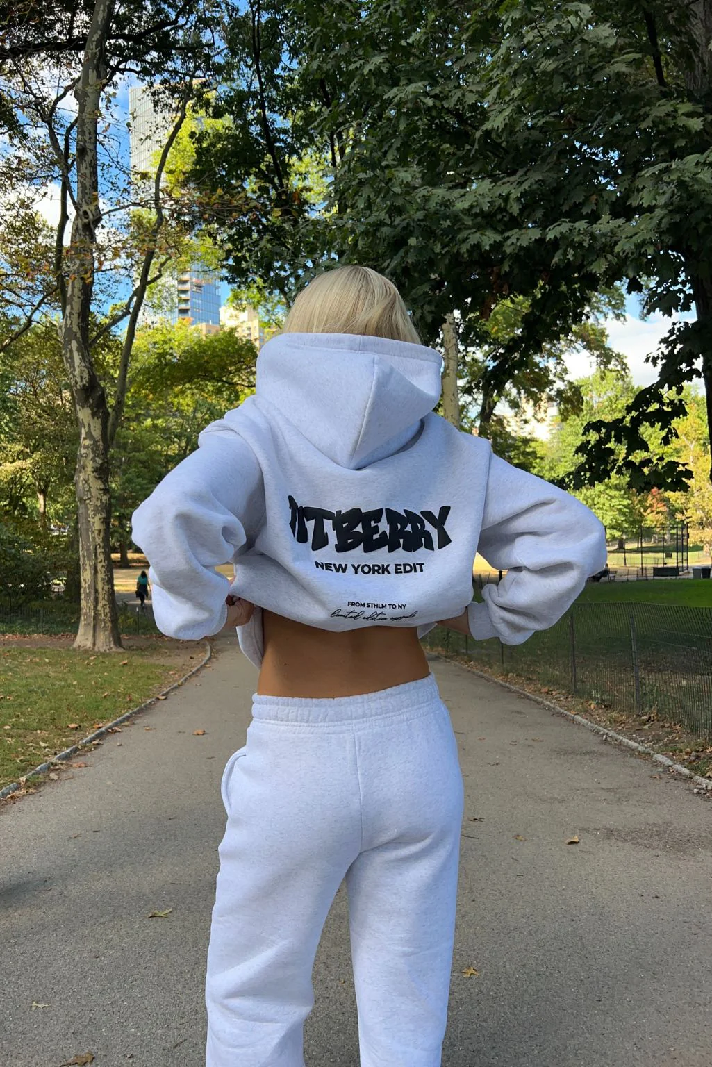 NEW YORK EDIT OVERSIZED HOODIE - Image 5