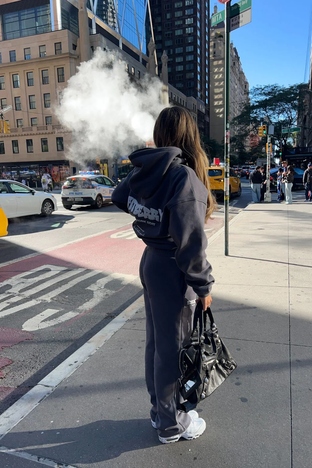 NEW YORK EDIT OVERSIZED HOODIE - Image 9