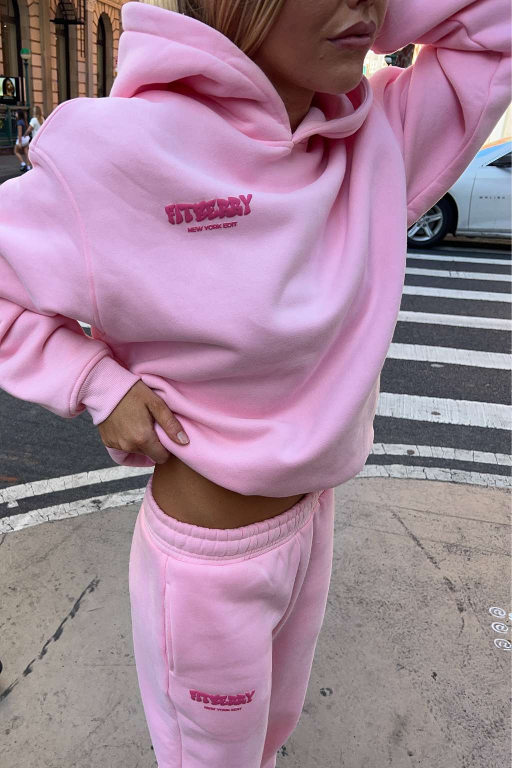 NEW YORK EDIT OVERSIZED HOODIE - Image 10