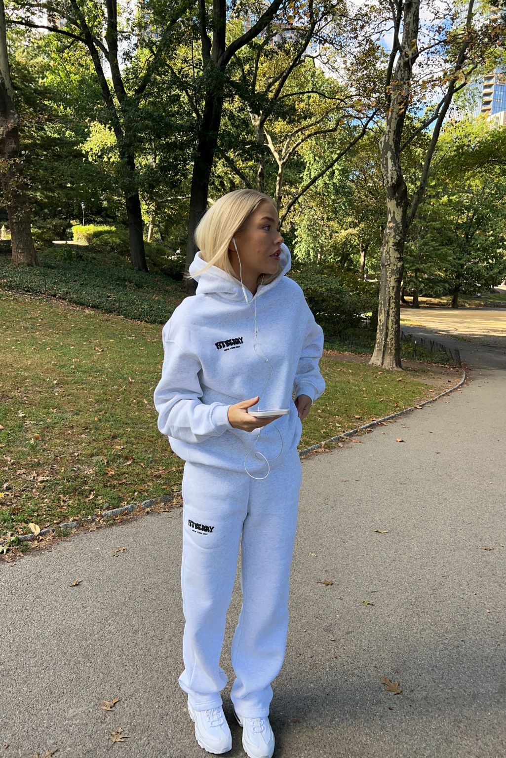 NEW YORK EDIT STRAIGHT LEG JOGGERS - Image 7