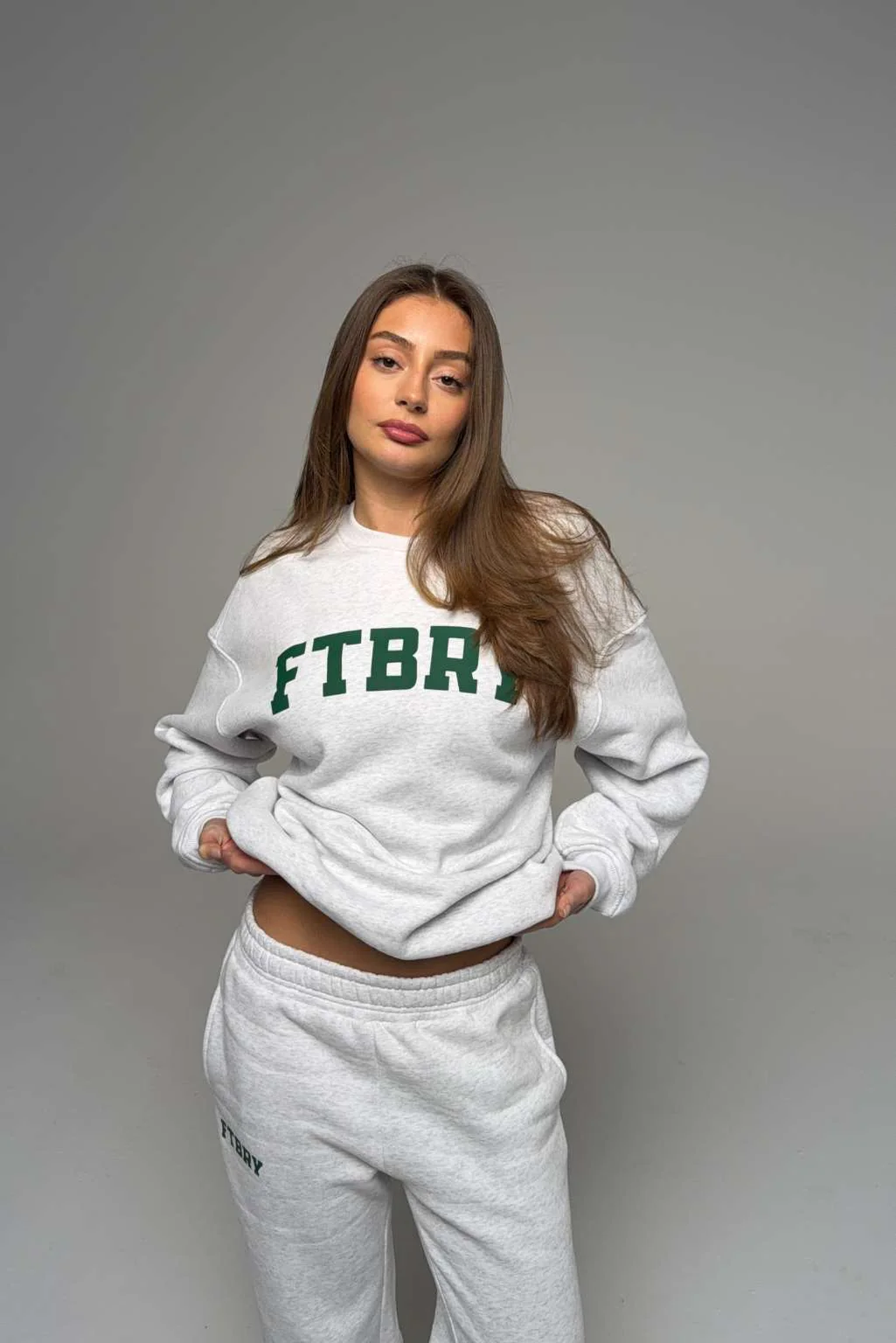 SPORT & LEISURE OVERSIZED CREWNECK - Image 7