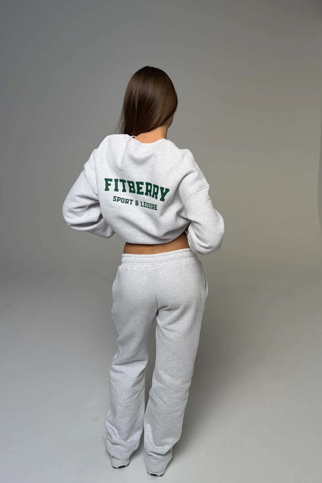 SPORT & LEISURE OVERSIZED CREWNECK - Image 8