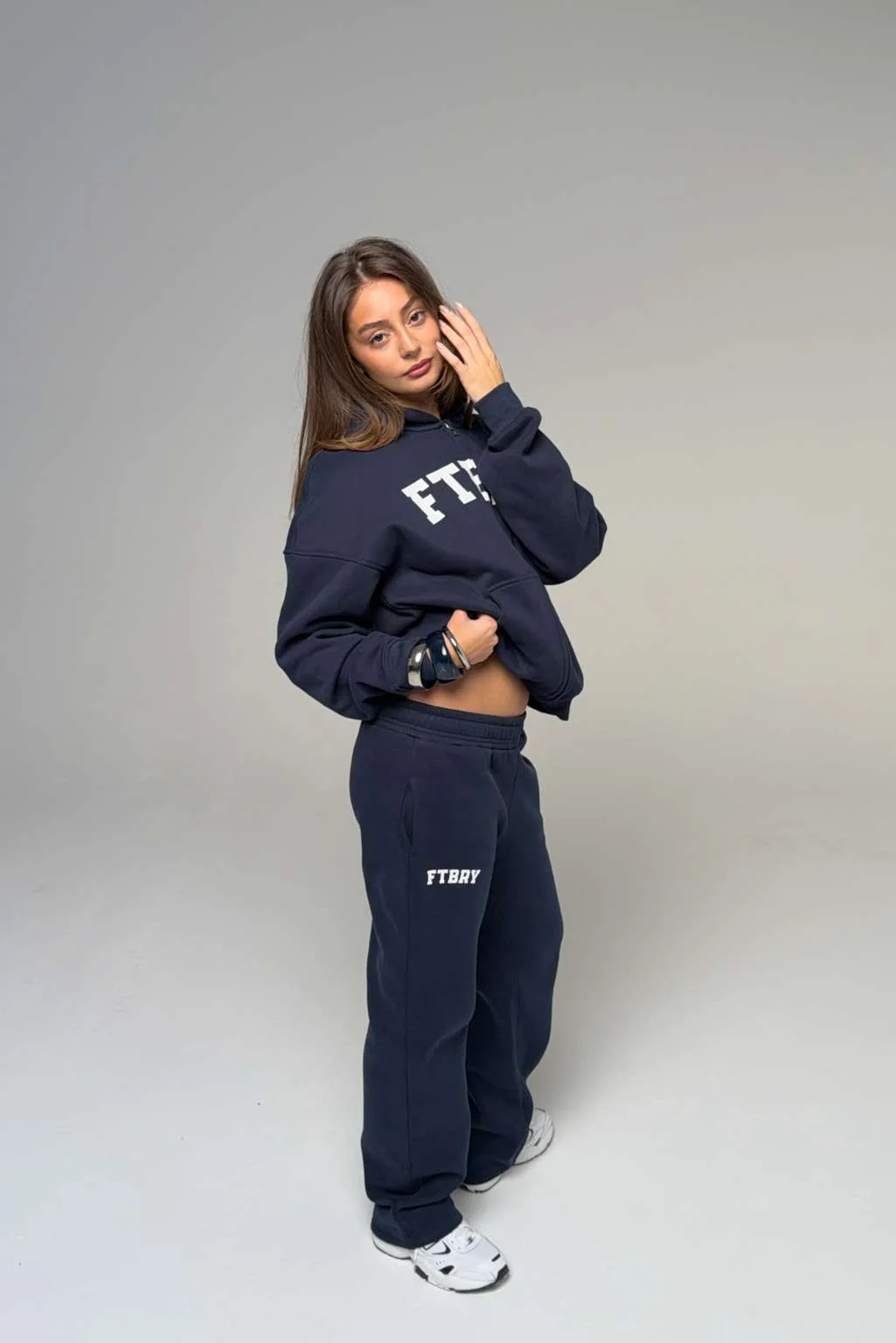 SPORT & LEISURE OVERSIZED ZIP HOODIE - Image 15