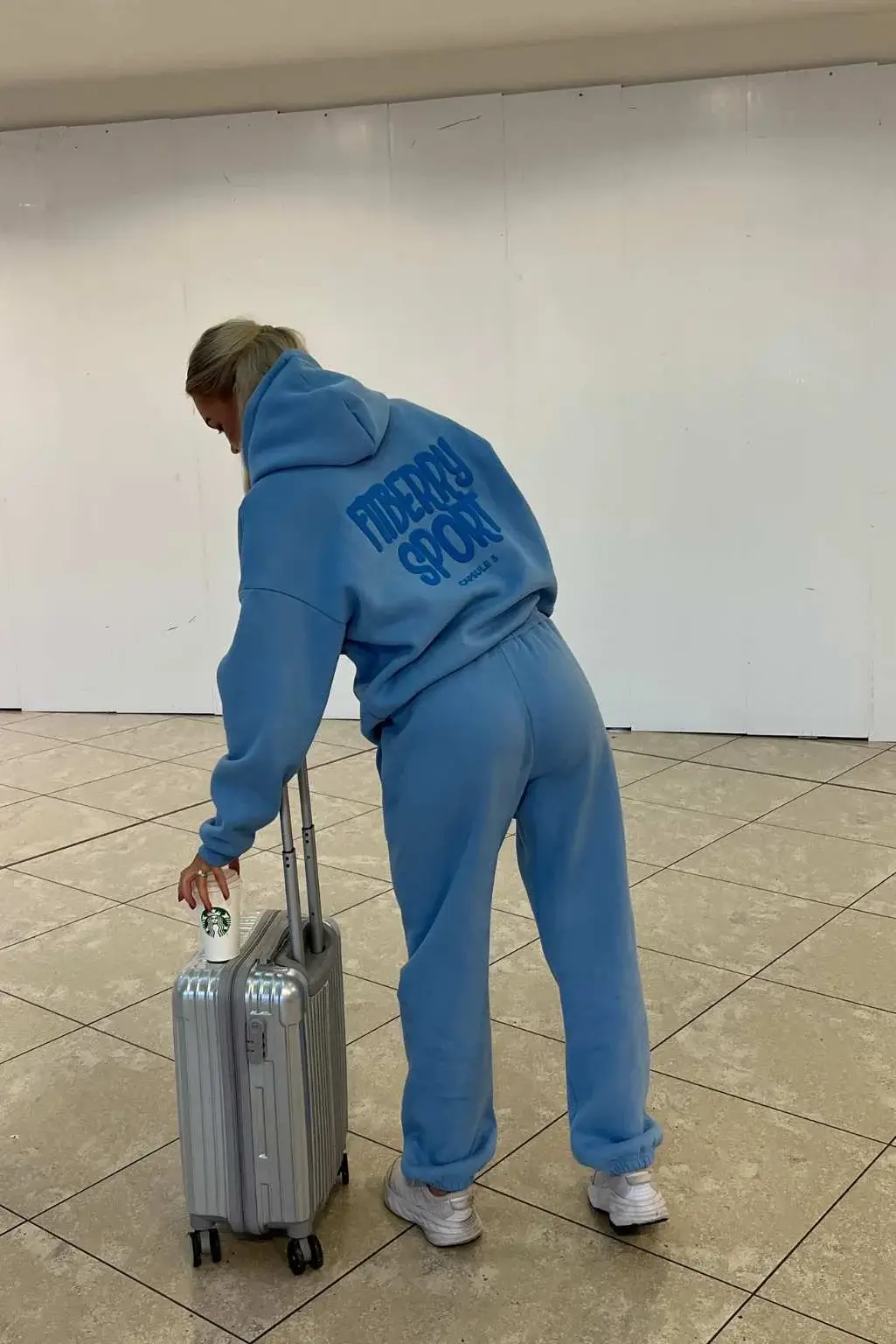 SPORTS CLUB OVERSIZED HOODIE - Image 4