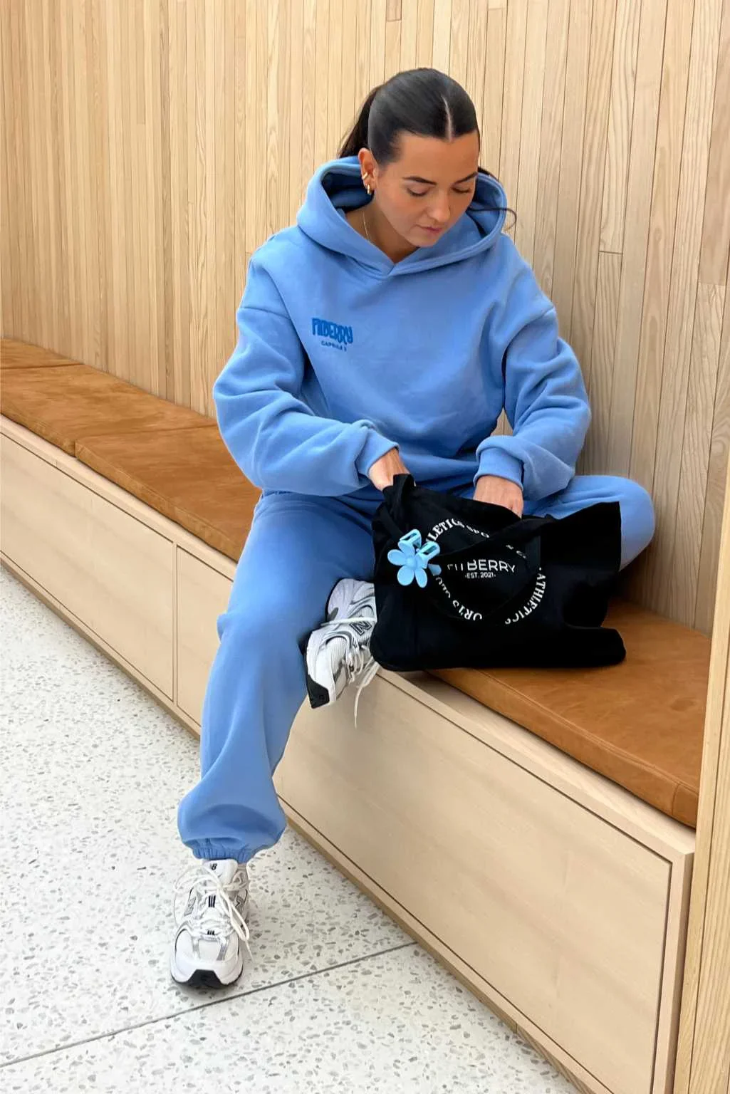 SPORTS CLUB OVERSIZED HOODIE - Image 5