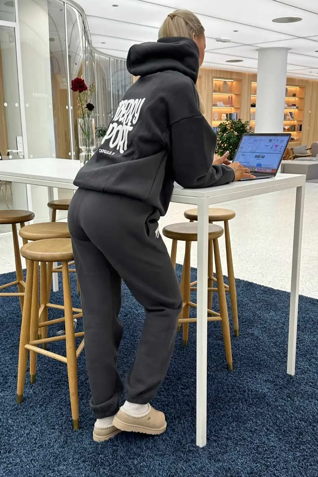 SPORTS CLUB OVERSIZED JOGGERS - Image 3