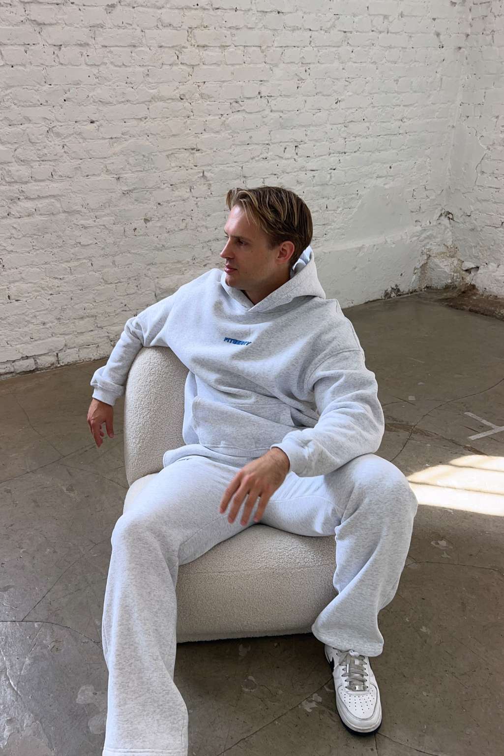 SPORTS CLUB STRAIGHT LEG JOGGERS - Image 9