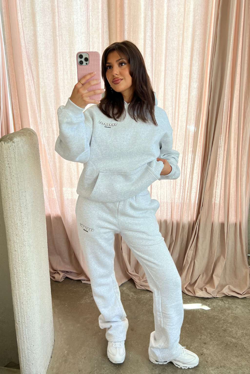 SPORTY OVERSIZED HOODIE - Image 11