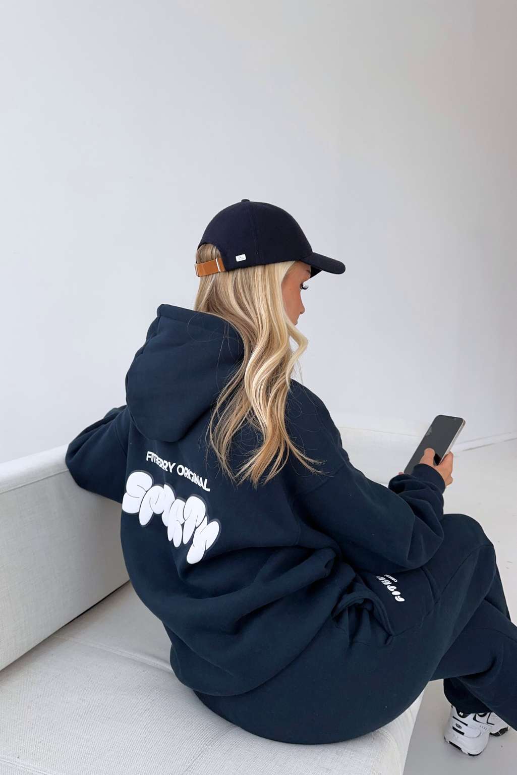 SPORTY OVERSIZED HOODIE - Image 7