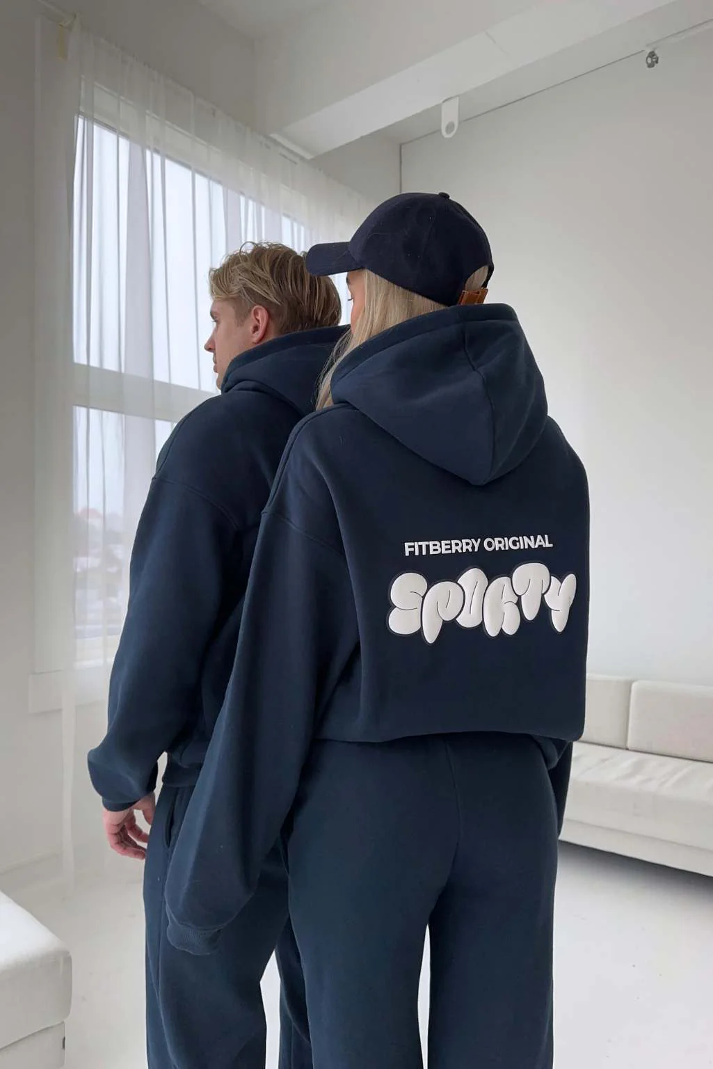 SPORTY OVERSIZED HOODIE - Image 8