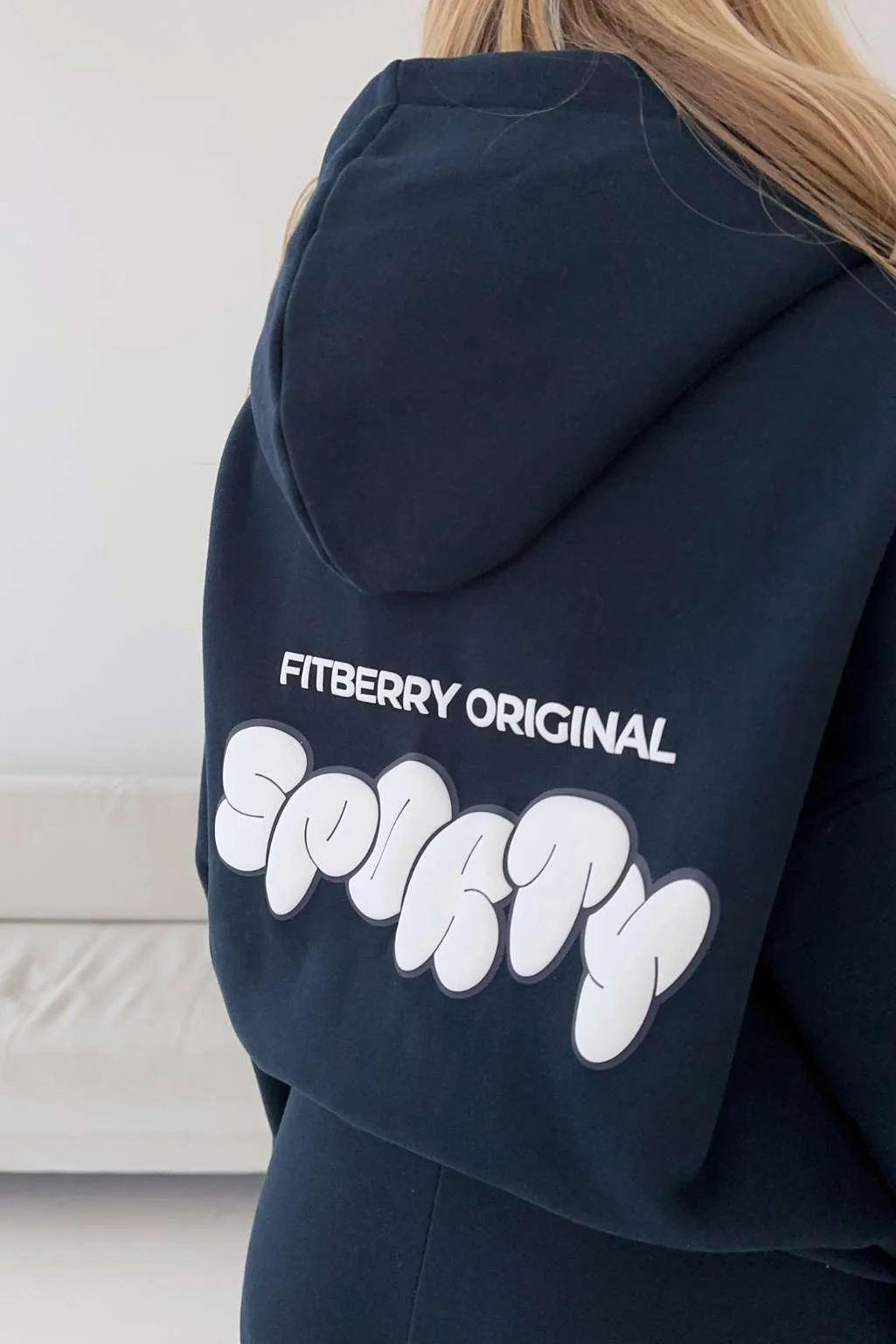 SPORTY OVERSIZED HOODIE - Image 9