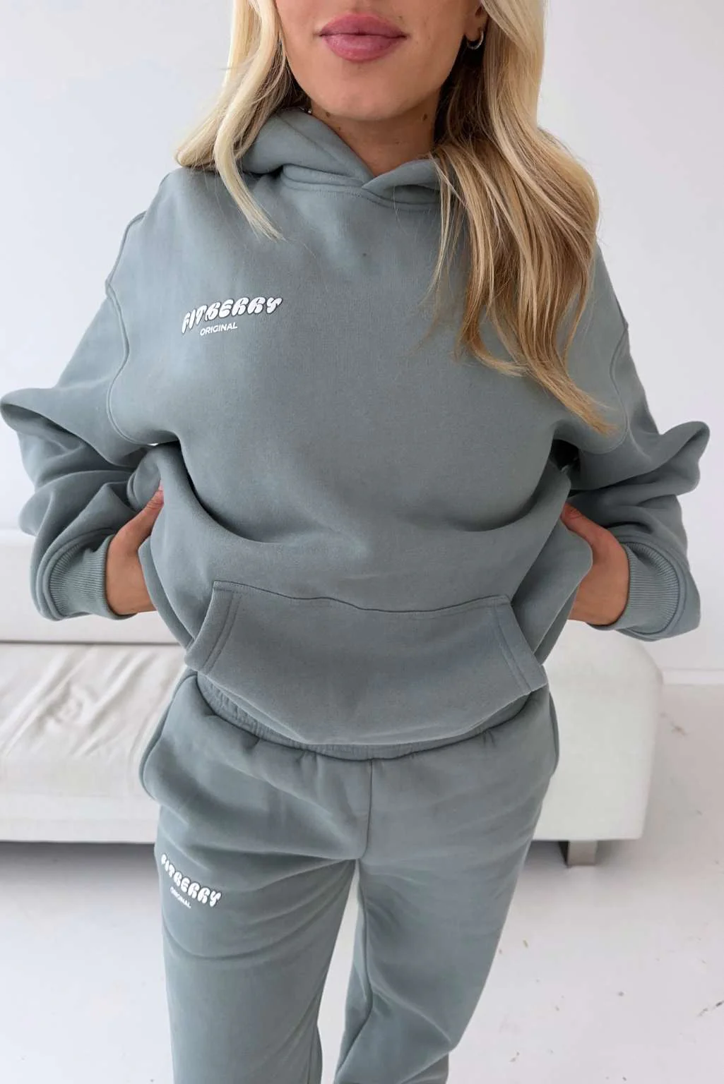 SPORTY OVERSIZED HOODIE - Image 12