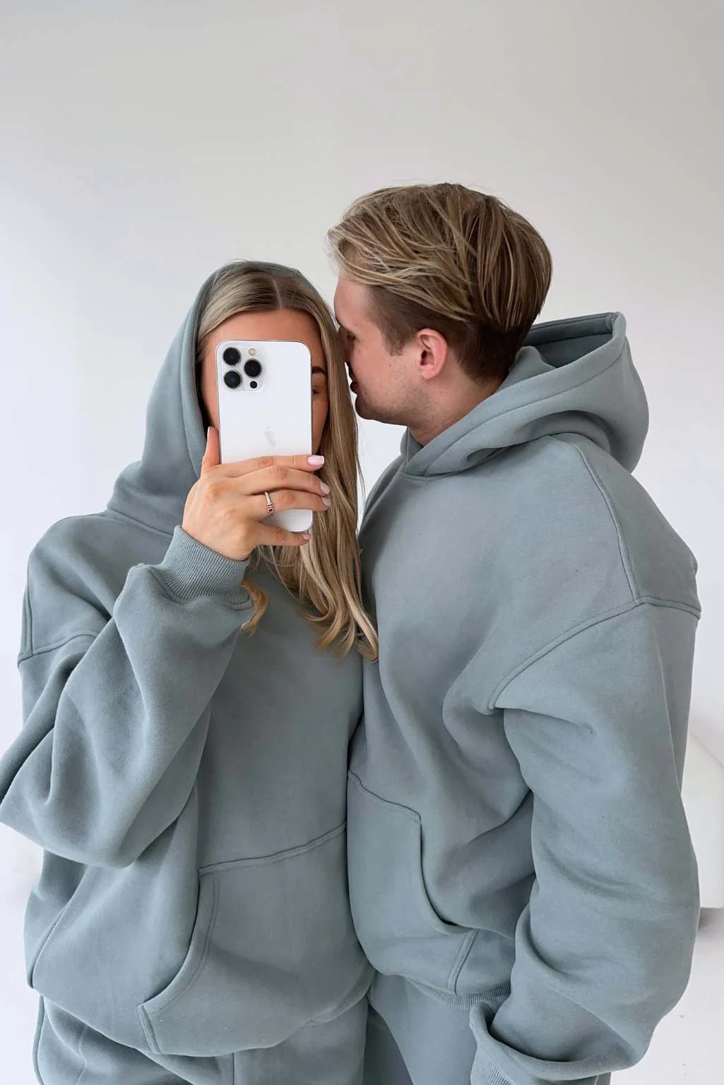 SPORTY OVERSIZED HOODIE - Image 13