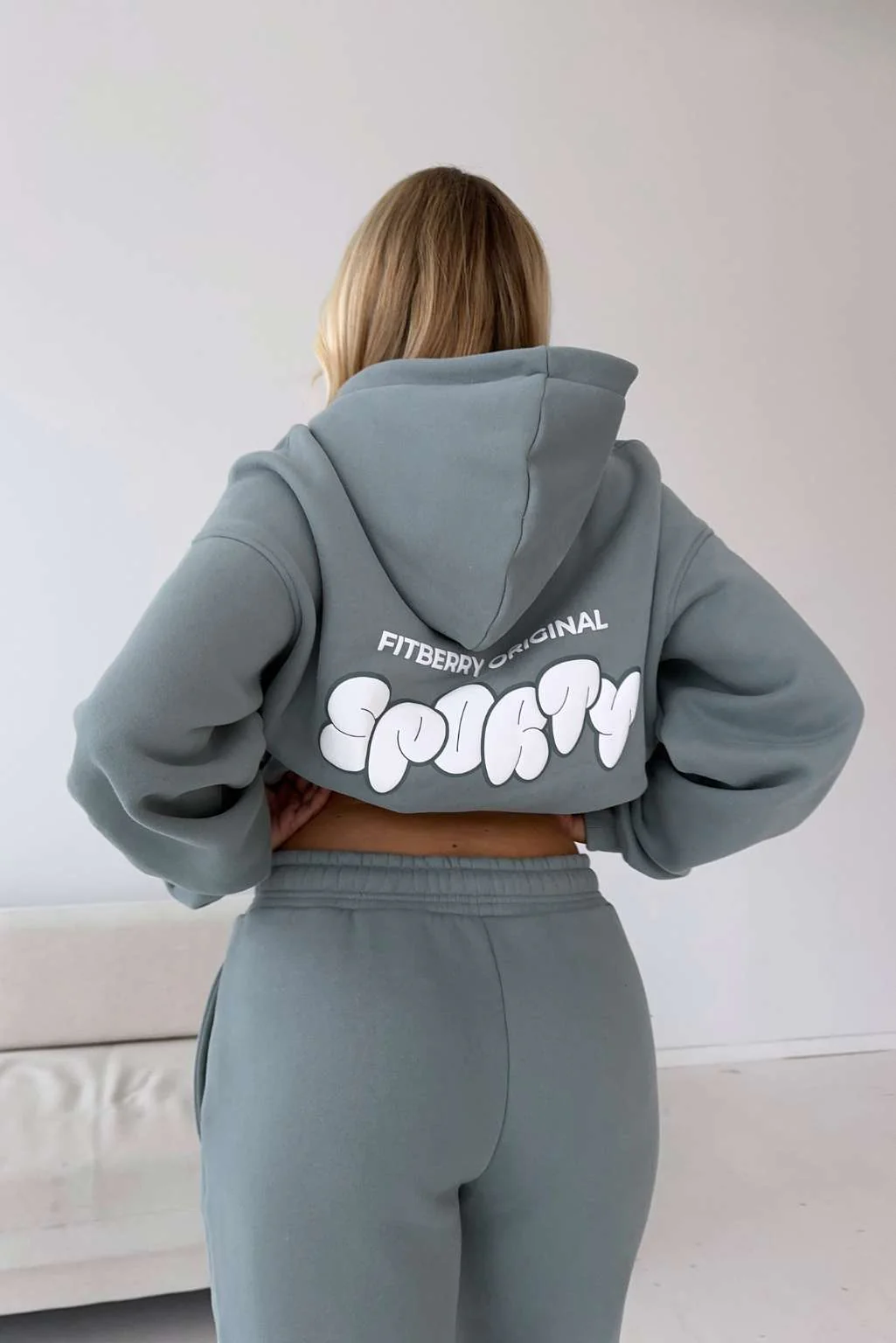 SPORTY OVERSIZED HOODIE - Image 4
