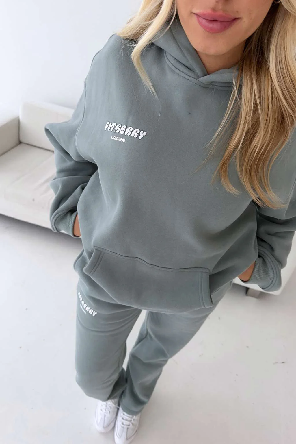 SPORTY OVERSIZED HOODIE - Image 7