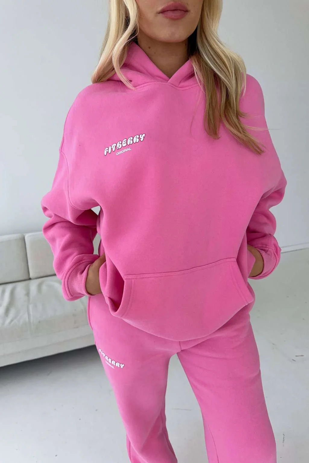 SPORTY OVERSIZED HOODIE - Image 4