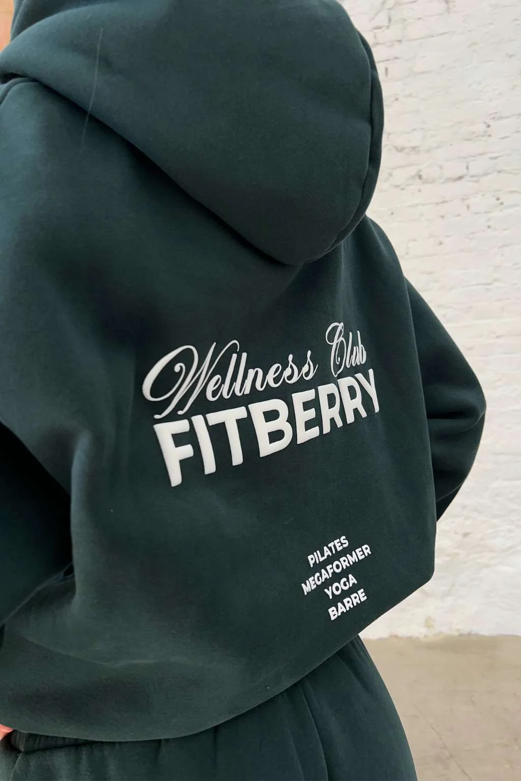 WELLNESS CLUB OVERSIZED HOODIE - Image 10