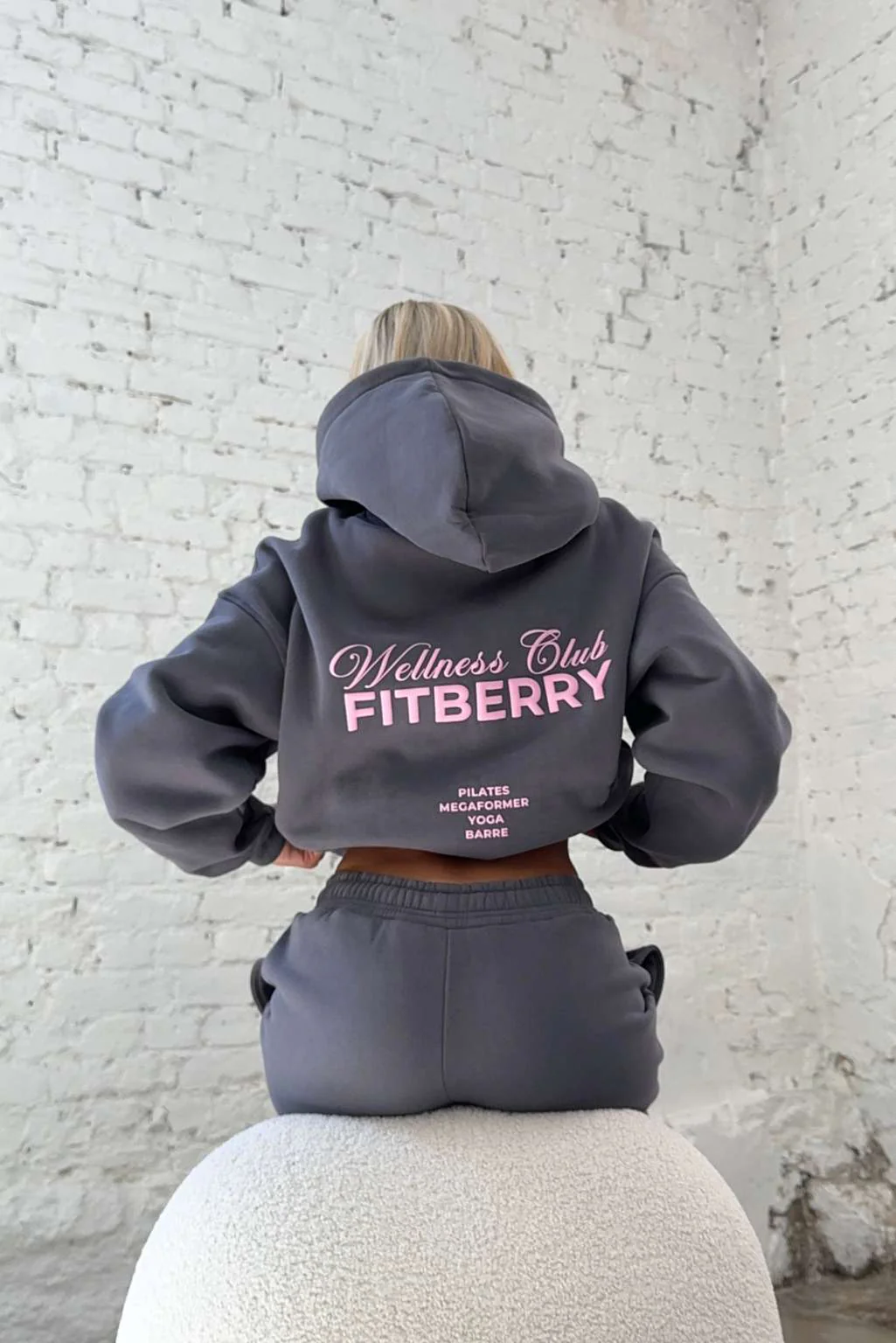 WELLNESS CLUB OVERSIZED HOODIE - Image 4