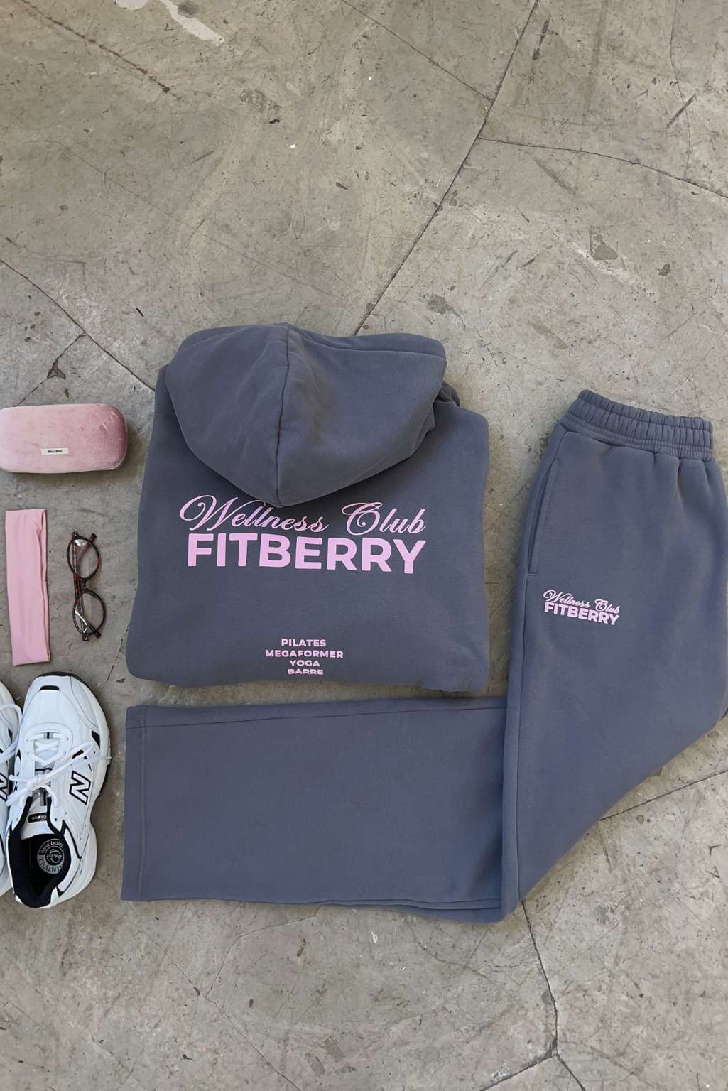 WELLNESS CLUB OVERSIZED HOODIE - Image 8